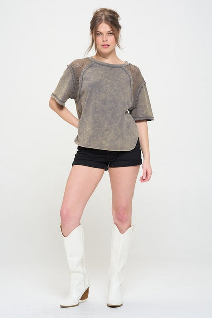 MINERAL WASHED SHORT SLEEVE FISHNET SHOULDER TOP