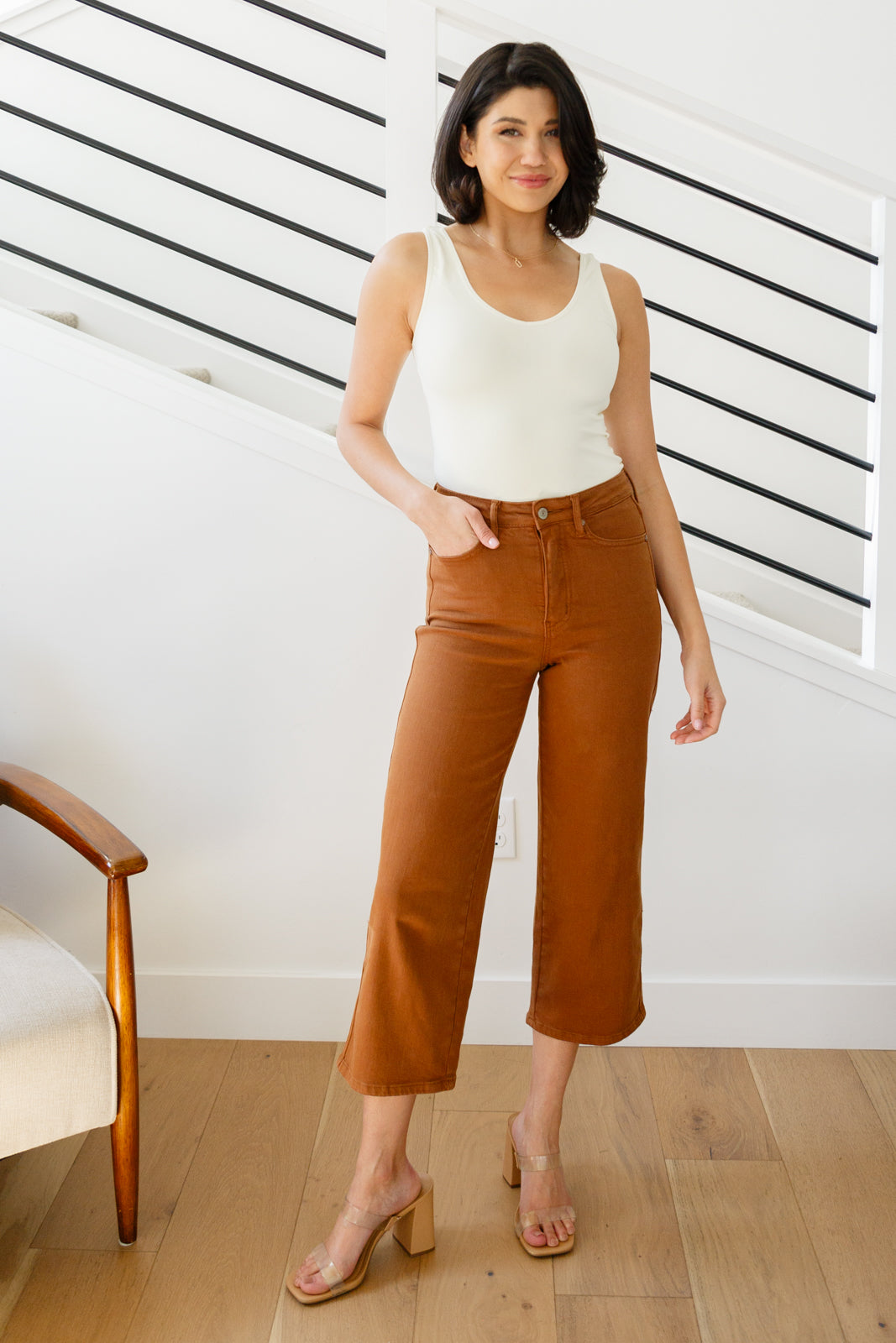 JUDY BLUE Control Top Wide Leg Crop Jeans in Camel