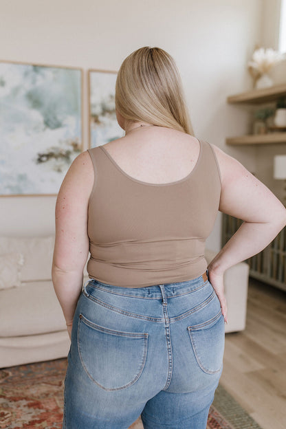 YELETE - Carefree Seamless Reversible Tank in Light Mocha