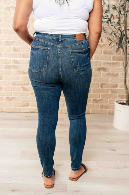 JUDY BLUE High Rise Control Top Skinny Jeans