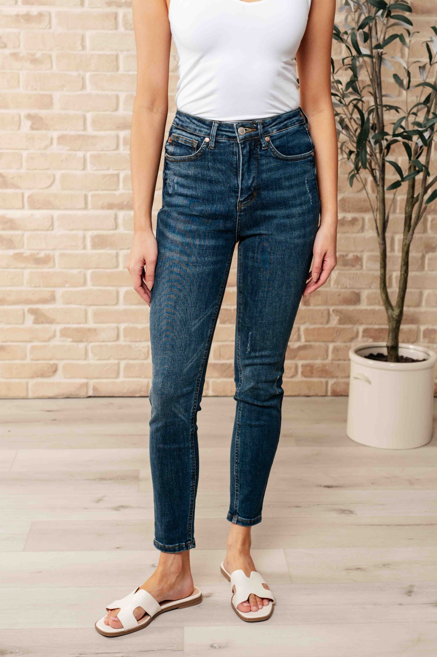 JUDY BLUE High Rise Control Top Skinny Jeans