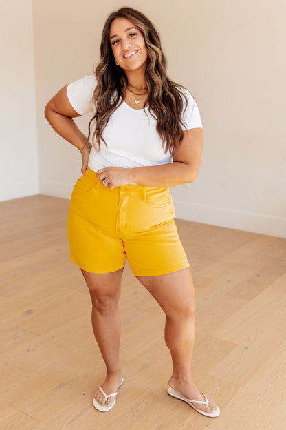 JUDY BLUE Control Top Cuffed Shorts in Yellow