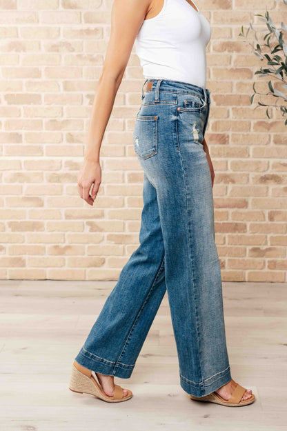 JUDY BLUE High Waist Distressed Denim Trousers