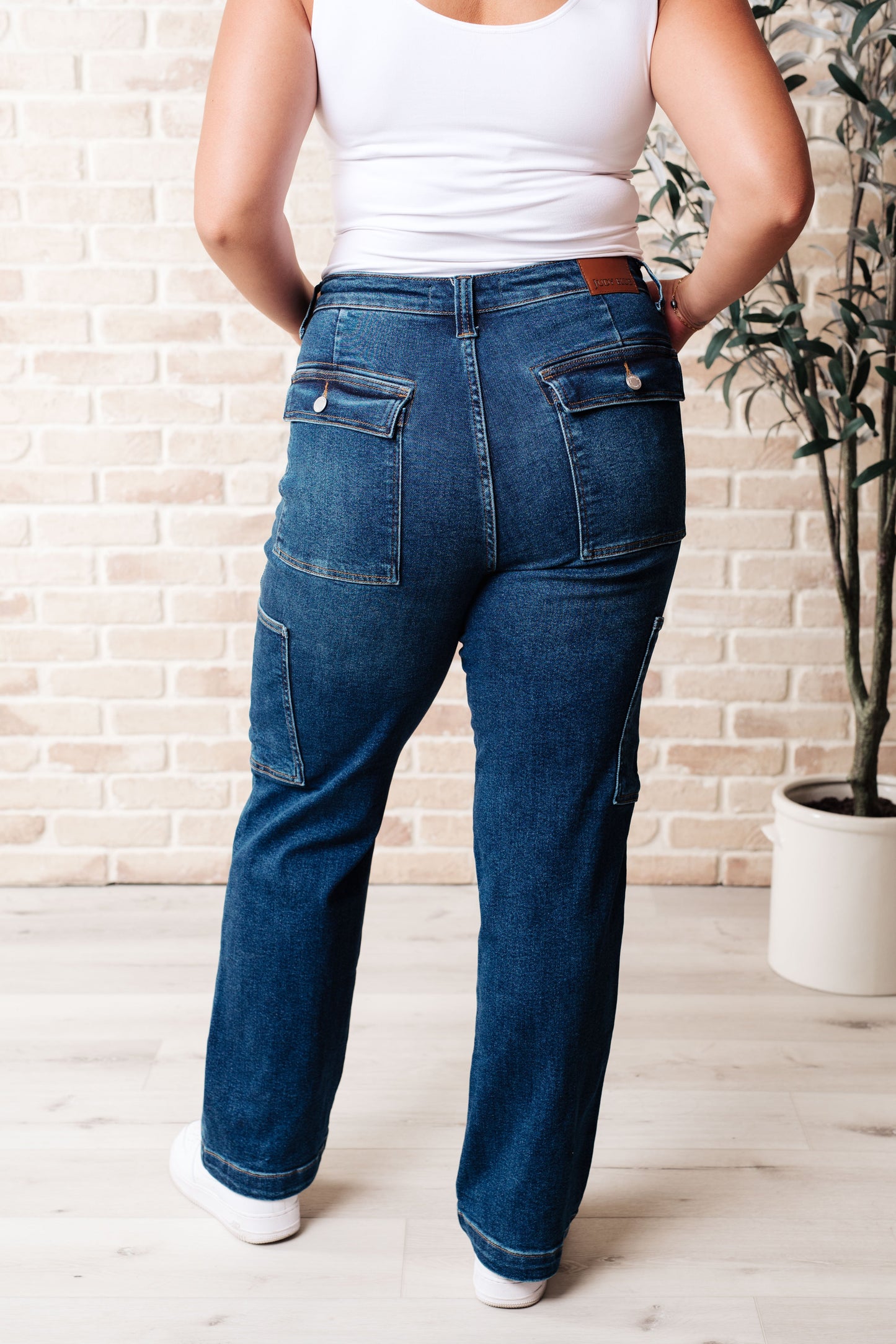 JUDY BLUE High Rise Cargo Straight Jeans