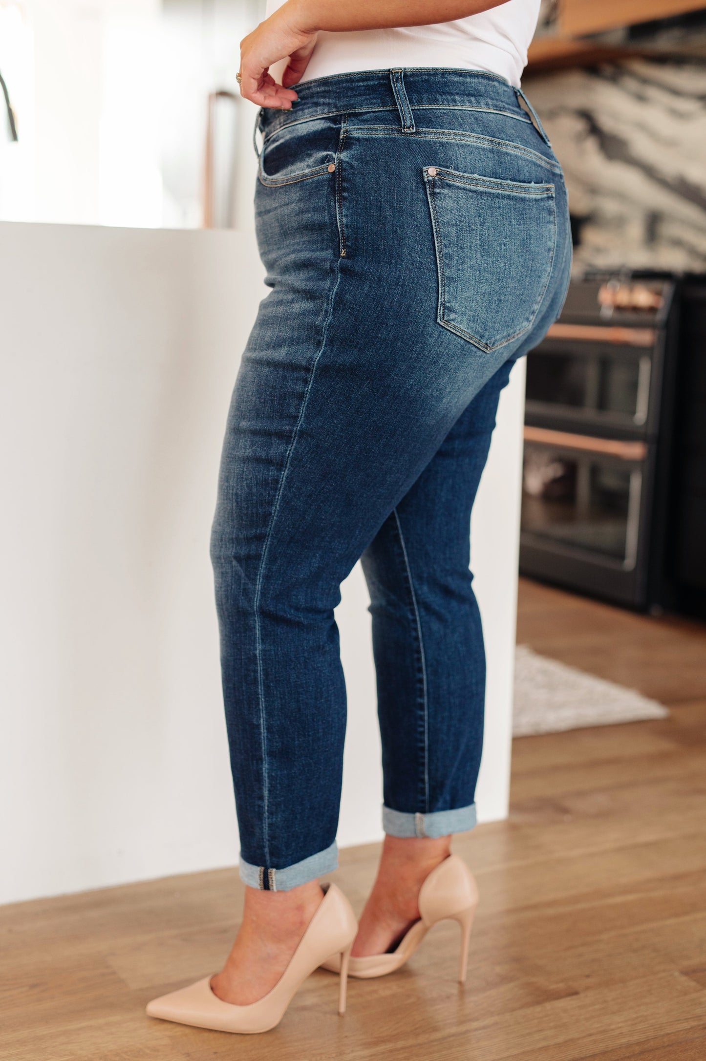 JUDY BLUE Midrise Cuffed Boyfriend Jeans