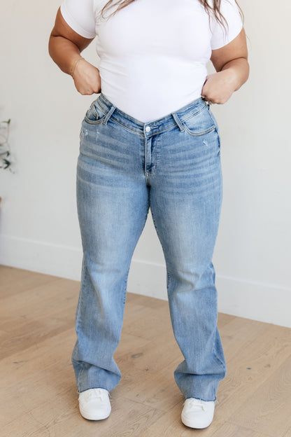 JUDY BLUE V Front Waistband Straight Jeans