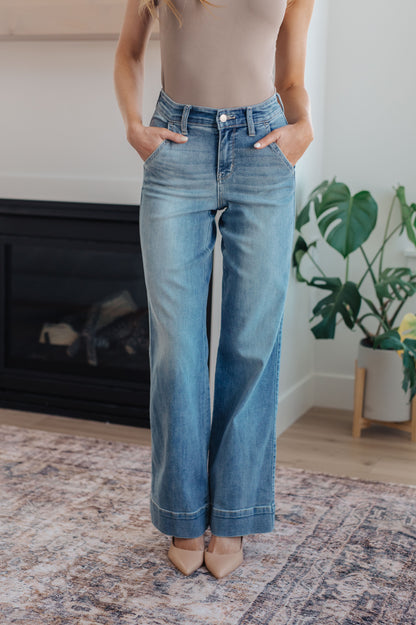 JUDY BLUE Mid Rise Wide Leg Jeans