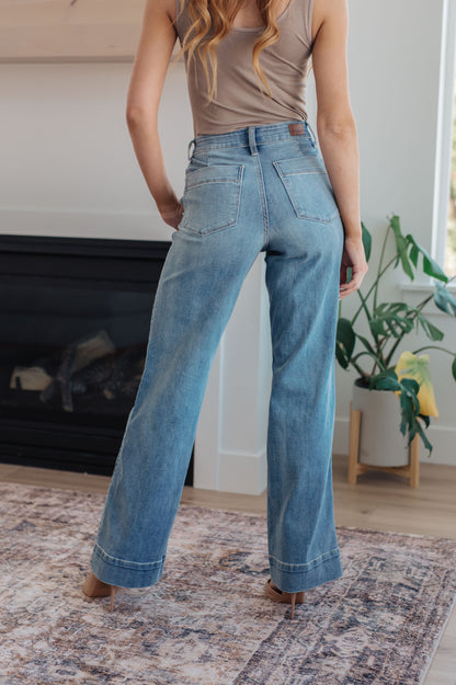 JUDY BLUE Mid Rise Wide Leg Jeans