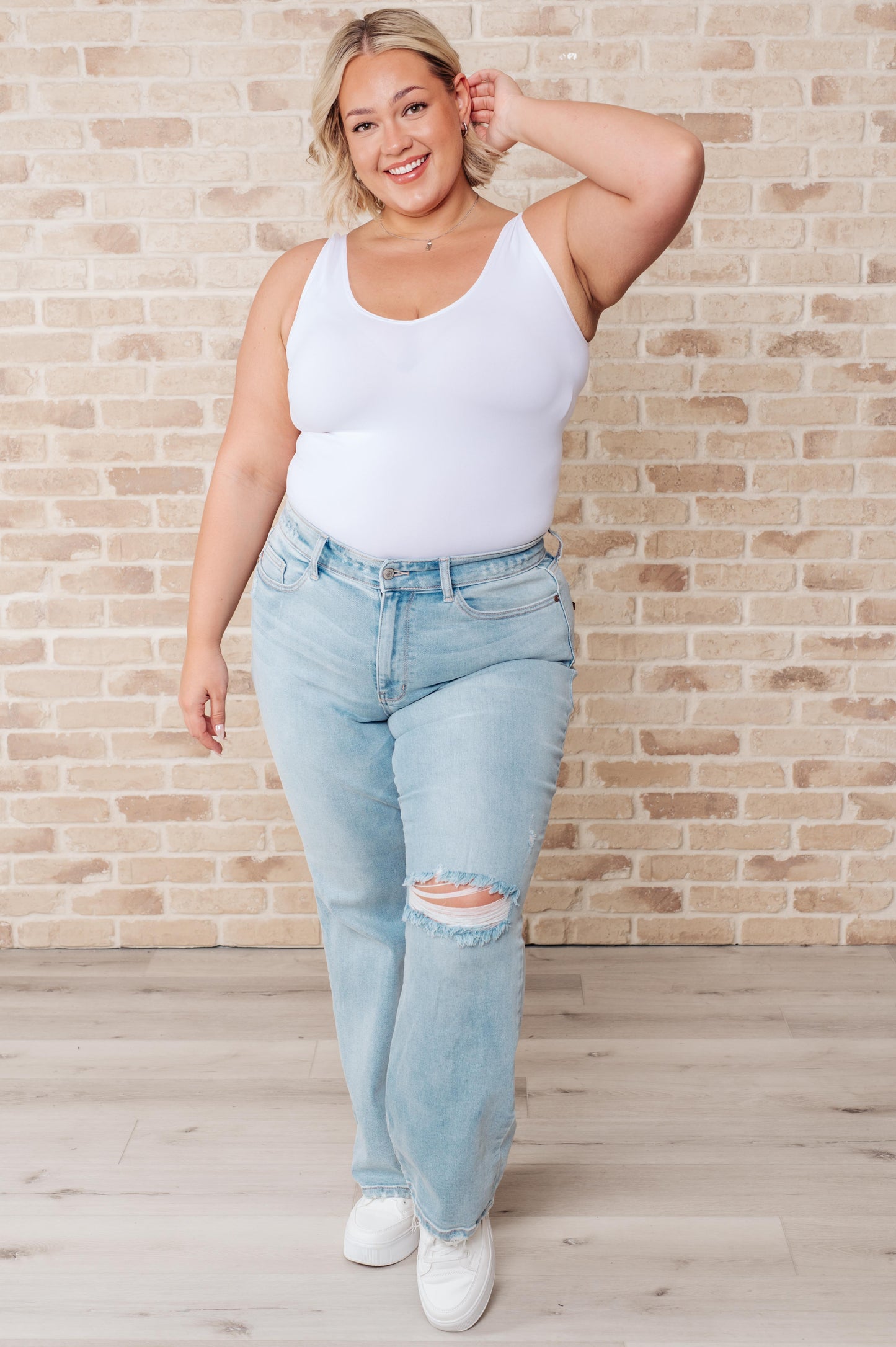 JUDY BLUE High Rise 90's Straight Jeans