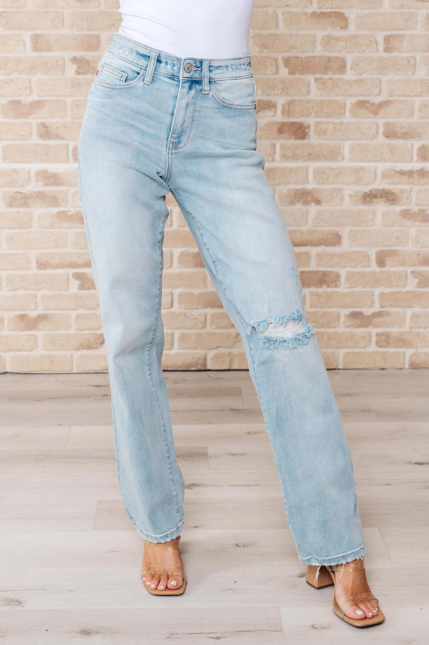 JUDY BLUE High Rise 90's Straight Jeans