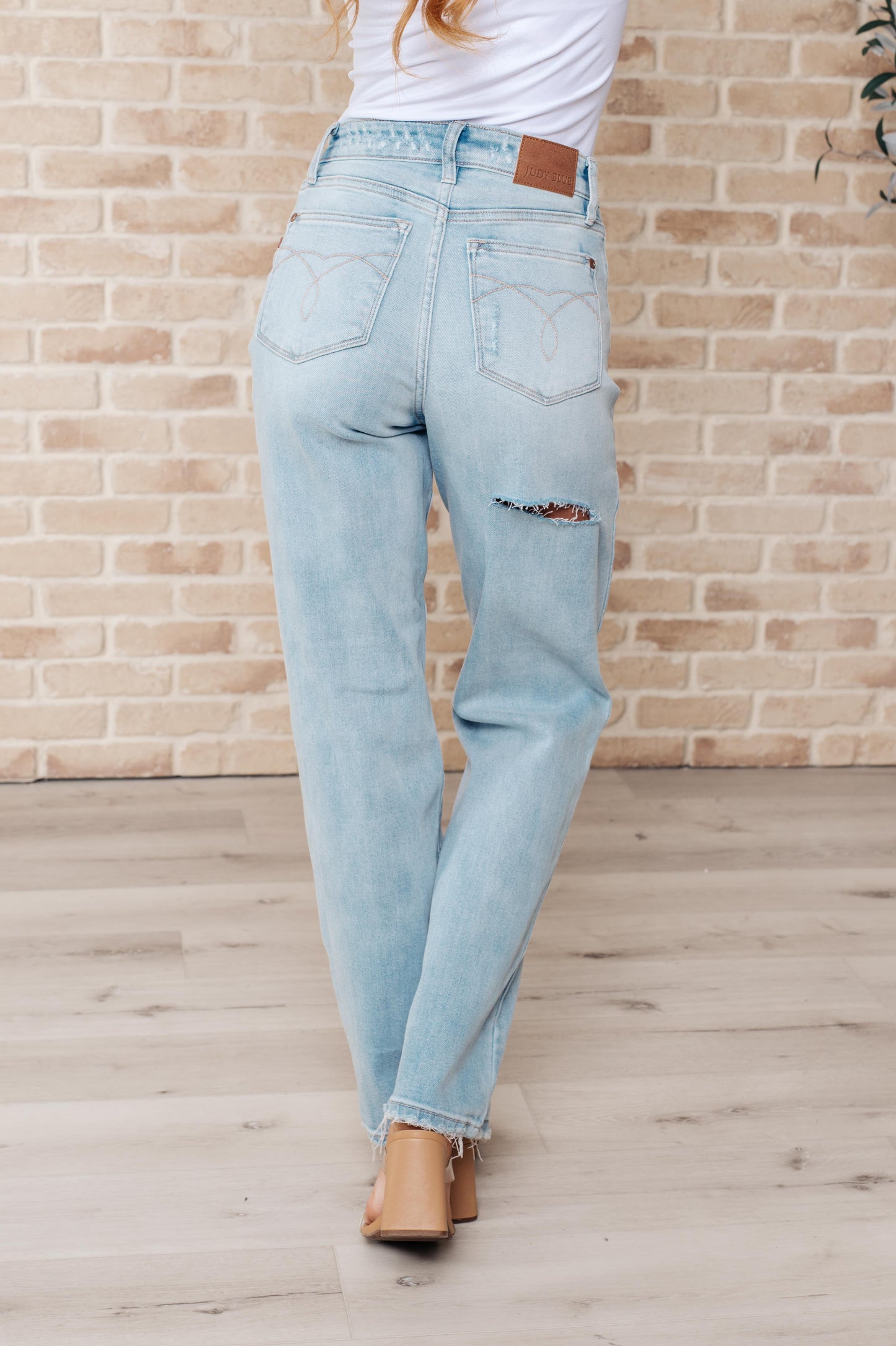 JUDY BLUE High Rise 90's Straight Jeans