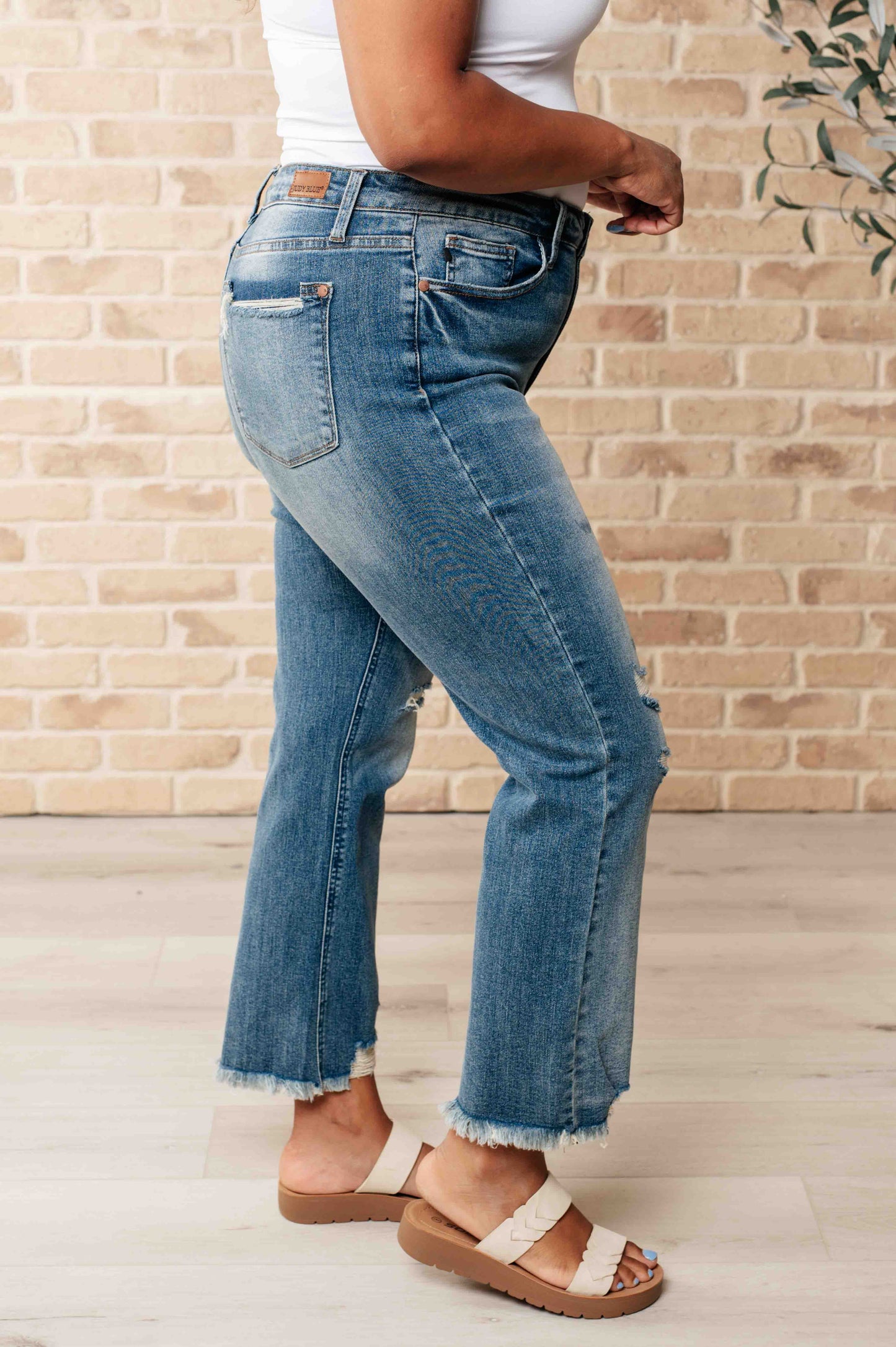 JUDY BLUE High Waist Distressed Crop Straight Leg Jeans