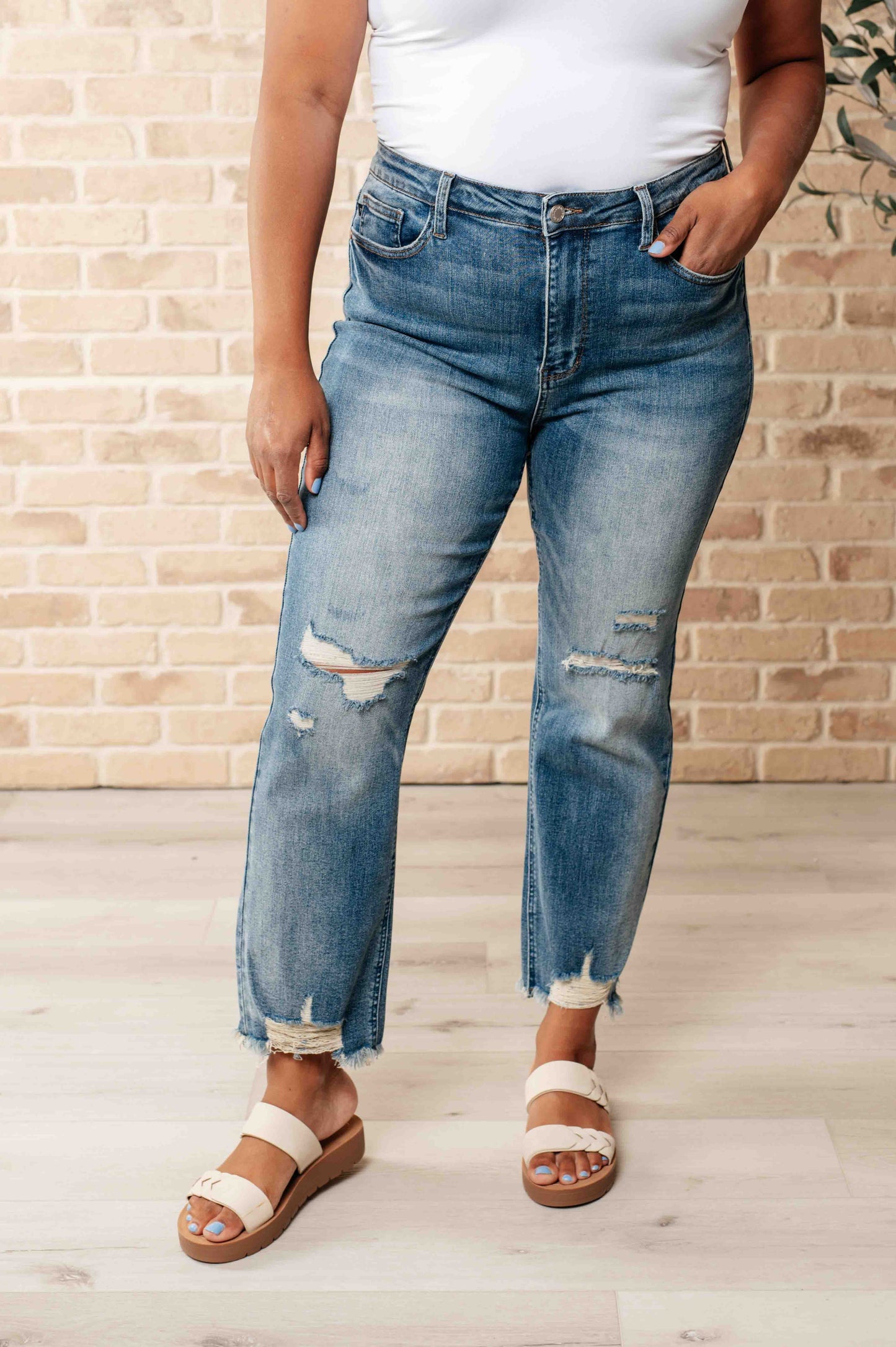 JUDY BLUE High Waist Distressed Crop Straight Leg Jeans