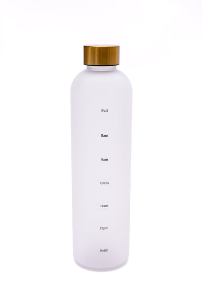 Sippin' Pretty 32 oz Translucent Water Bottle in White & Gold