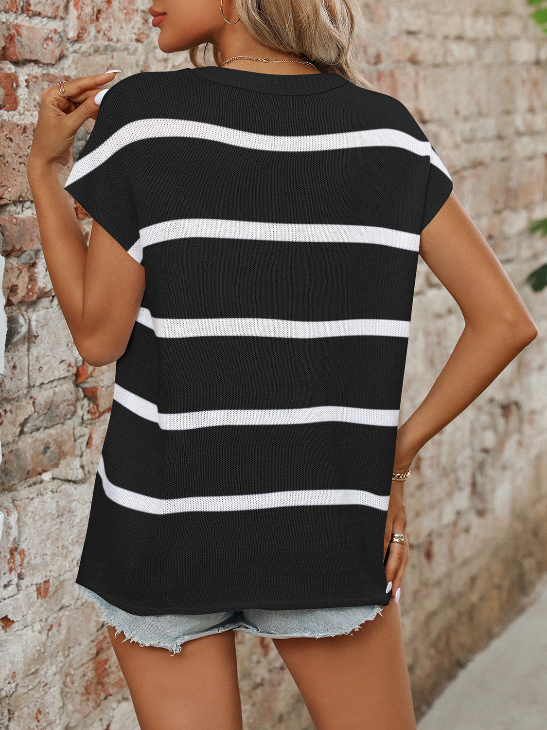 Striped Round Neck Short Sleeve Knit Top